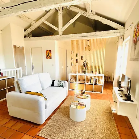 Championnet - Charmant, Calme Et Lumineux - 1er Etage *